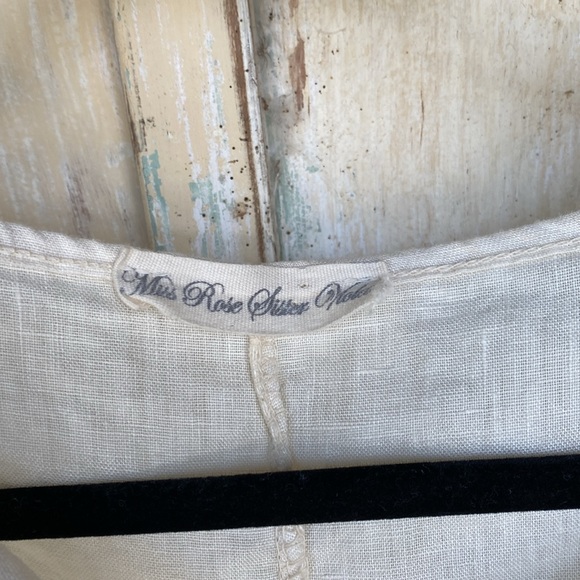 MISS ROSE SISTER VIOLET Open Size Linen Top with Lace Detail - Picture 2 of 7